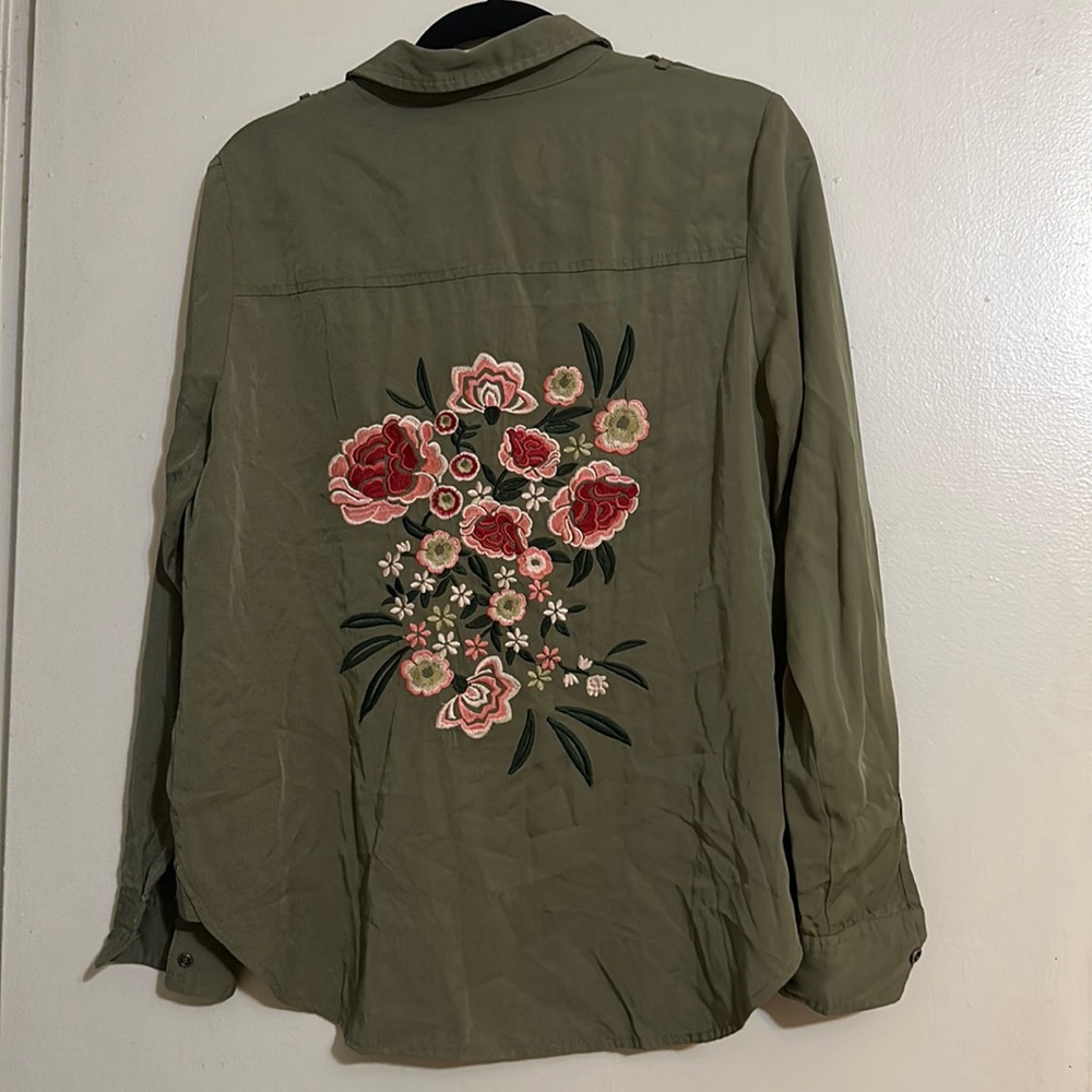 Hummingbird floral embroidered button down shirt